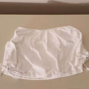 White mini swimming skirt
